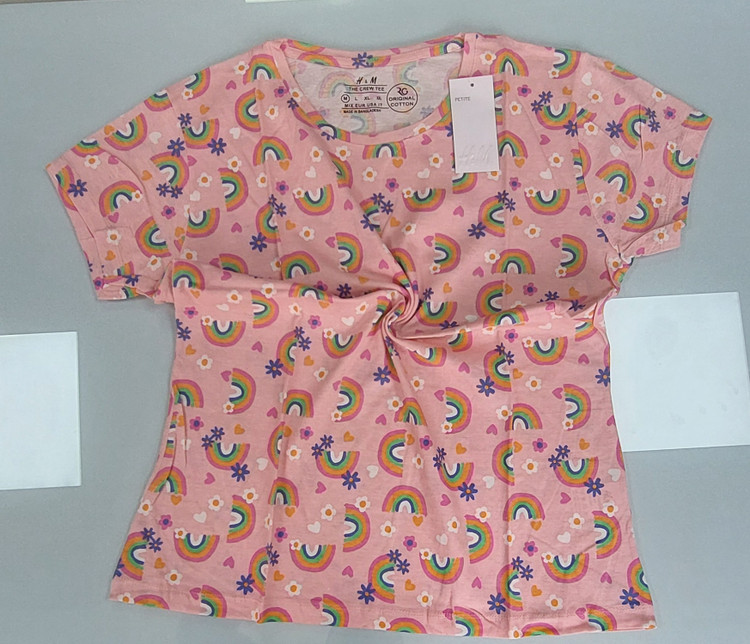 تیشرت H.M طرح رنگین کمان